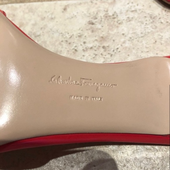 red Salvatore Fragammo sandal - Picture 4 of 5